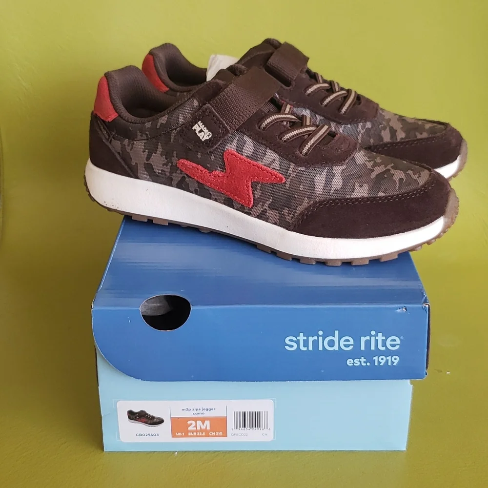 UNISEX M2P ZIPS JOGGER CAMO SNEAKERS